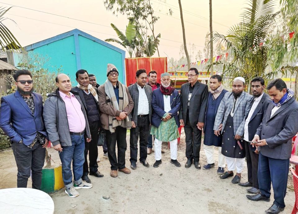 গাবতলীতে সাবেক এমপি লালু’র সঙ্গে সৌজন্য সাক্ষাত করলেন সকল ইউপি চেয়ারম্যানগন