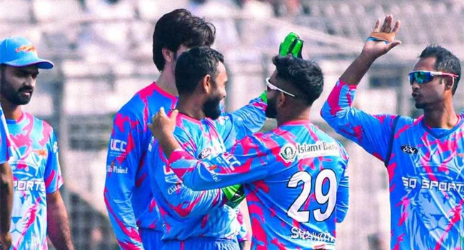 বিপিএলে প্রথম জয়ের দেখা পেল চট্টগ্রাম