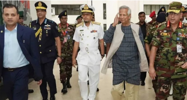 দেশের সম্মান ও গৌরব রক্ষায় কাজ করছে সেনাবাহিনী : প্রধান উপদেষ্টা
