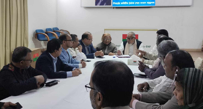 জামায়াতের সাথে বিএনপির দূরত্বের কিছু নেই : নজরুল ইসলাম খান