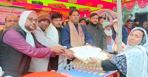 পাবনায় বন্ধু ফাউন্ডেশনের উদ্যোগে এক হাজার শীতবস্ত্র বিতরণ