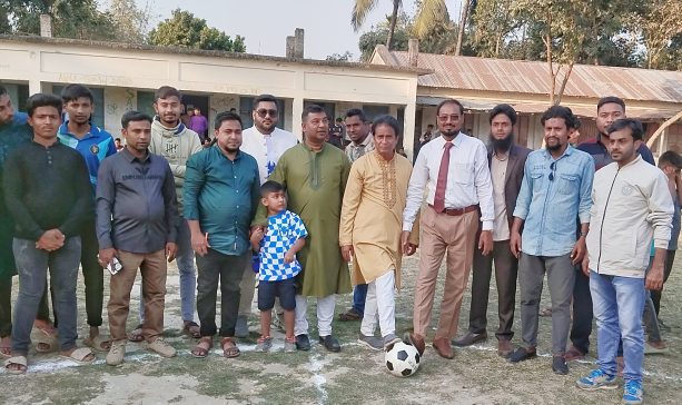 পীরগাছা উচ্চ বিদ্যালয় আন্তঃ ব্যাচ ফুটবল  টুর্ণামেন্ট উদ্বোধন