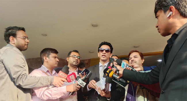 সাবেক গভর্নর তালুকদারসহ ২৫ জনের লকার খুঁজে পায়নি দুদক