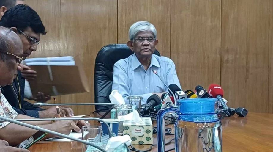 সব শর্ত মেনে আইএমএফের ঋণ নেওয়া হবে না: অর্থ উপদেষ্টা