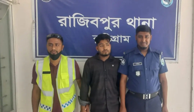 কুড়িগ্রামে অপহরণ চেষ্টার মামলায় ছাত্র সমন্বয়ক গ্রেপ্তার