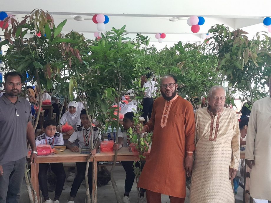 কুড়িগ্রামে বিজ্ঞান বিষয়ক গণসচেতনতা কৃষি ও পরিবেশ বিষয়ক কর্মশালা ও ফলজ বৃক্ষ প্রদান