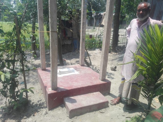 কুড়িগ্রামে ল্যাটিন নির্মাণে নয় ছয়।। দেখার যেন কেউ নেই