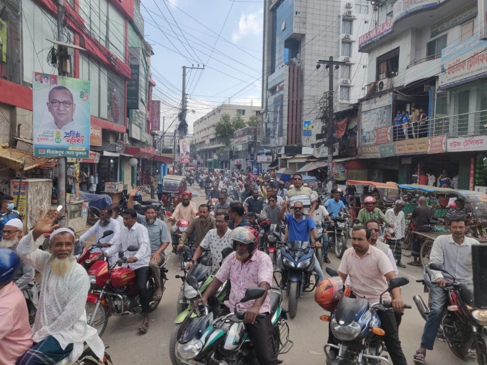 বেগম খালেদা জিয়াকে দিনাজপুর তিন আসনে প্রার্থী ঘোষণা করায় নেতাকর্মীদের বাঁধভাঙ্গা উল্লাস