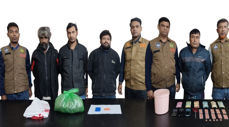 রাজশাহীতে গাঁজা-ইয়াবা-ট্যাপেন্টাডলসহ মাদক কারবারি গ্রেফতার-৪