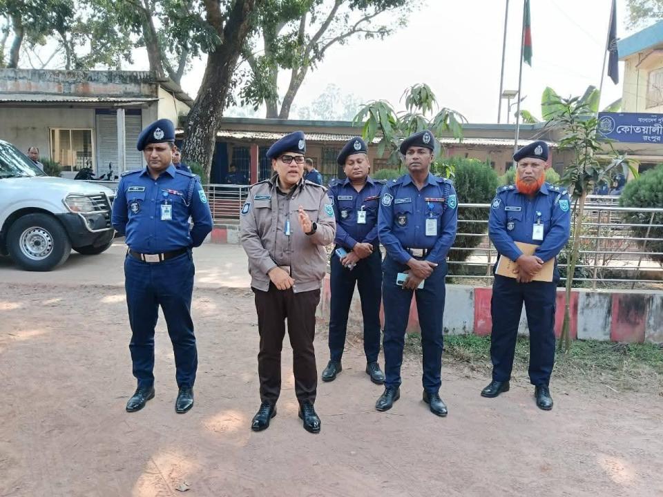 রংপুর কোতয়ালি থানা পরিদর্শন করলেন অতিরিক্ত ডিআইজি