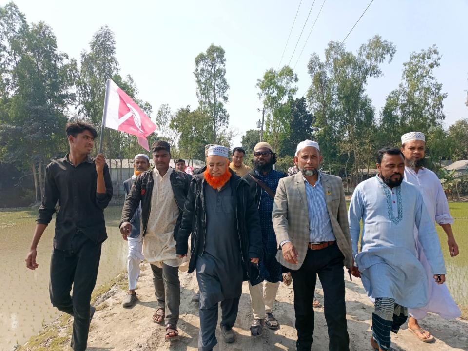 আলোকিত উলিপুর গড়তে হাত পাখায় ভোট দিন- ডাক্তার আক্কাস আলী