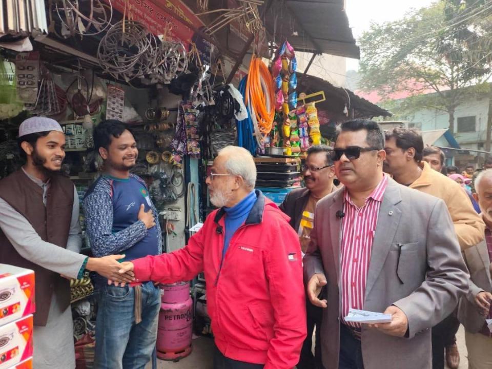 রংপুরে জিএম কাদেরের গণসংযোগ: ‘ভোটের মাধ্যমে নতুন রাজনৈতিক ইতিহাস রচিত হবে’