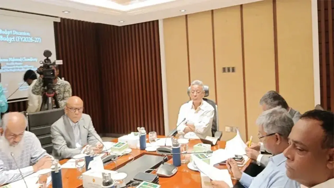 ২০ হাজার কোটি টাকা ছাপানোর তথ্য ভুয়া, মূল্যস্ফীতি নিয়ন্ত্রণে কঠোর সরকার: অর্থমন্ত্রী