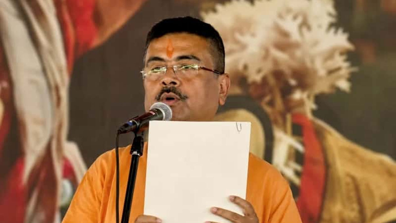 মুখ্যমন্ত্রী হিসেবে শপথ নিলেন শুভেন্দু অধিকারী