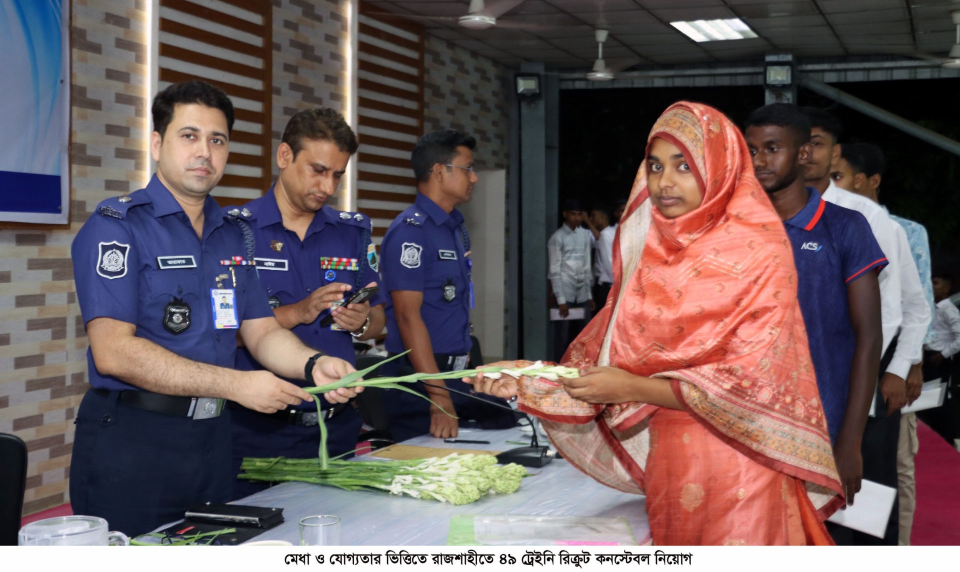 মেধা ও যোগ্যতার ভিত্তিতে রাজশাহীতে ৪৯ ট্রেইনি রিক্রুট কনস্টেবল নিয়োগ