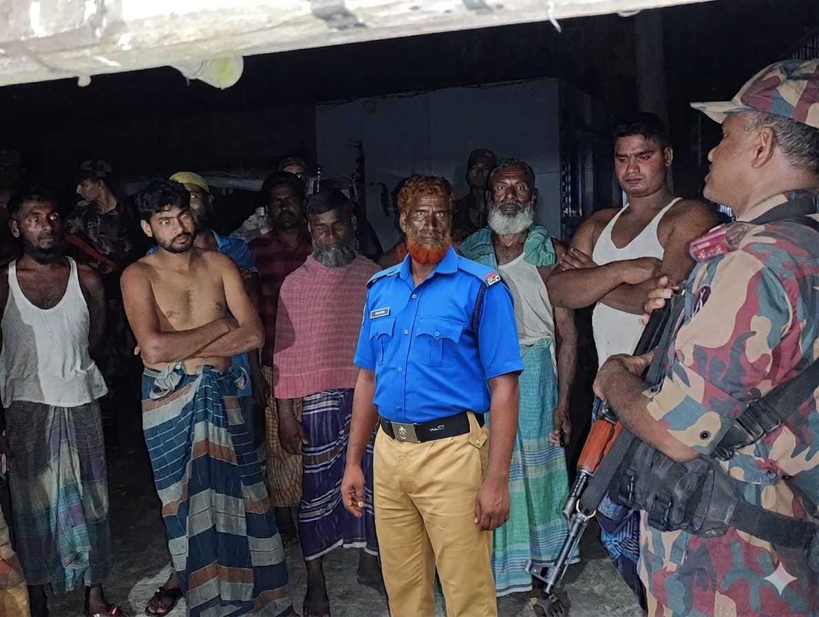 কুড়িগ্রামের রৌমারী সীমান্তে গভীর রাতে ফের পুশইনের চেষ্টা, সতর্ক অবস্থানে বিজিবি ও স্থানীয়রা