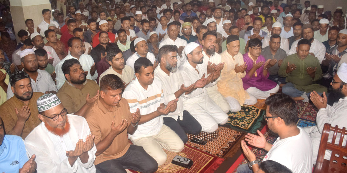 বগুড়া জেলা যুবদল সভাপতি জাহাঙ্গীর আলমের পিতার মাগফিরাতে দোয়া মাহফিল অনুষ্ঠিত
