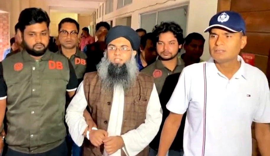 বগুড়ায় এনসিপির বহিস্কৃত নেতা গাজী সালাউদ্দিনের তিন দিনের রিমান্ড