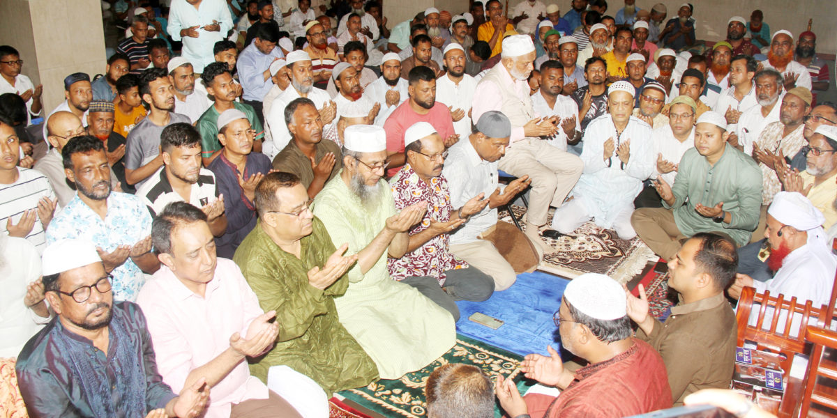 আরাফাত রহমান কোকোর জন্মবার্ষিকী উপলক্ষে তাঁর রুহের মাগফিরাত কামনায় বগুড়ায় দোয়া মাহফিল