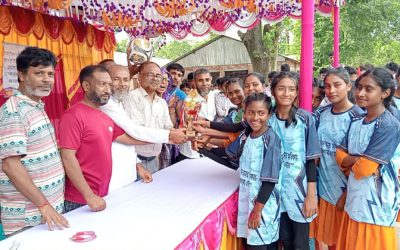 মানবাধিকার সপ্তাহ উপলক্ষে প্রীতি ফুটবল ম্যাচে মোকামতলার গুজিয়া উচ্চ বিদ্যালয় ২-০ গোলে বিজয়ী