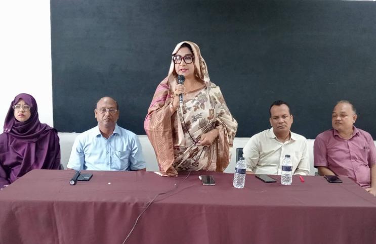 রংপুরের মাওলানা কেরামত আলী কলেজে অনার্স ১ম বর্ষের নবীন বরণ অনুষ্ঠিত