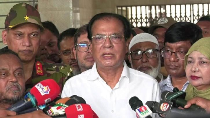 রংপুর মেডিকেলে দালাল নির্মূল ও ১ হাজার শয্যার পূর্ণাঙ্গ রূপরেখার ঘোষণা ত্রাণমন্ত্রীর