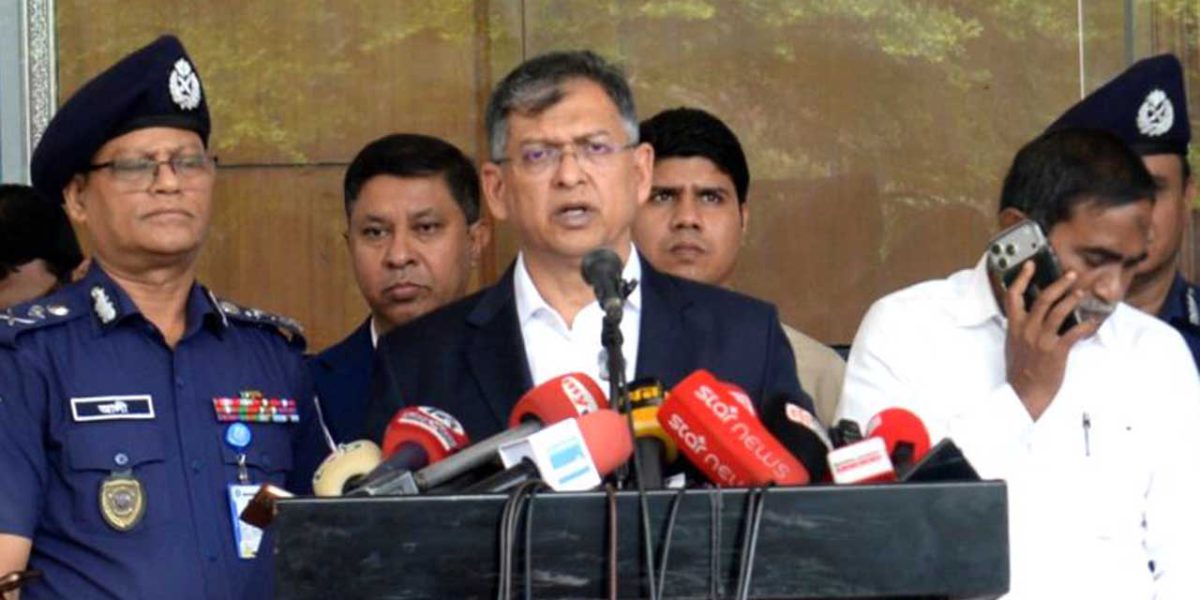 লুণ্ঠিত ও অবৈধ অস্ত্র উদ্ধারে নতুন পুরস্কার ঘোষণা স্বরাষ্ট্রমন্ত্রীর
