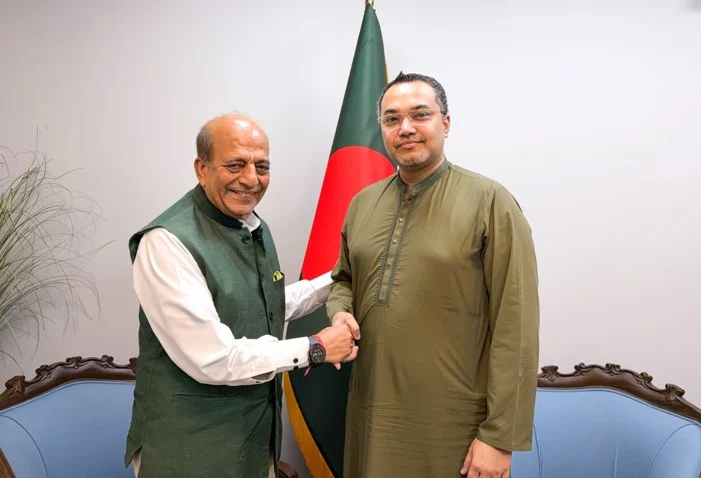ভারতে পলাতক আসামিরা যাতে অস্থিতিশীলতা সৃষ্টি করতে না পারে : হাইকমিশনারকে মাহ্দী আমিন