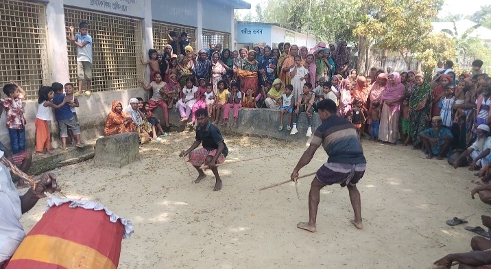 পাঁচবিবি ঐতিহ্যবাহী গ্রামীণ লাঠি খেলা অনুষ্ঠিত