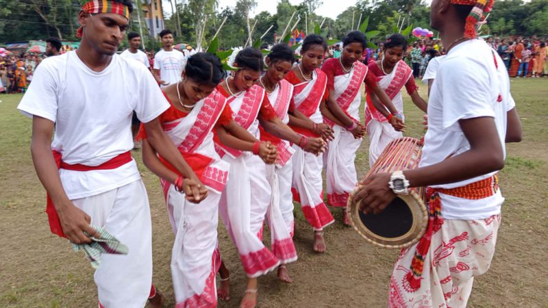 নওগাঁর পত্নীতলায় ক্ষুদ্র নৃ-গোষ্ঠির ঐতিহ্যবাহী কারাম উৎসব পালিত