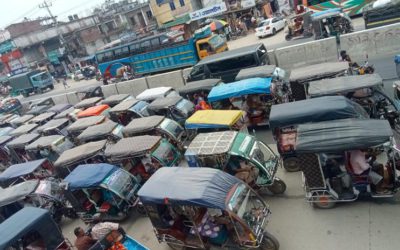 যানজটে নাকাল বগুড়ার শেরপুরবাসী,দ্বায়িত্বে অবহেলা ট্রাফিক পুলিশের