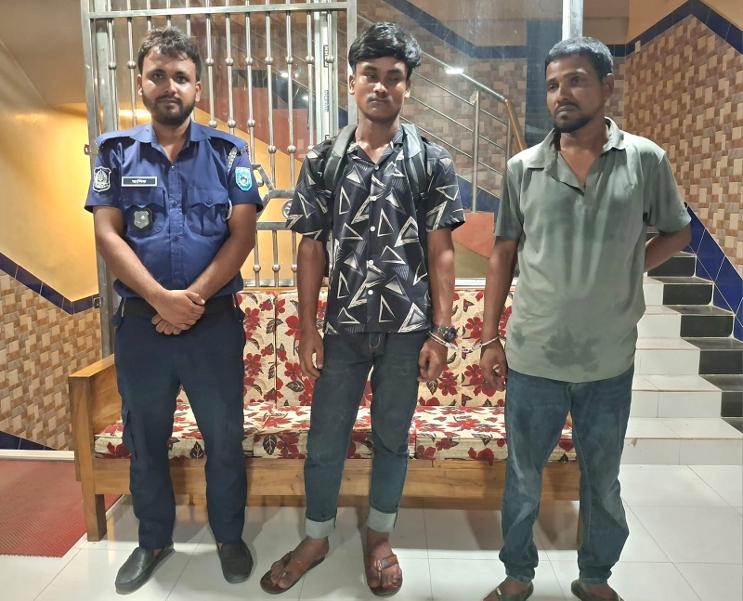 ভুরুঙ্গামারীতে মুগ্ধ আবাসিক হোটেলে অভিযান ; ভ্রাম্যমান আদালতে দুই মাদক সেবীর কারাদণ্ড