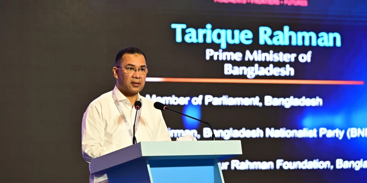জনগণকে দেয়া প্রতিশ্রুতি বাস্তবায়নের পথে এগিয়ে যাচ্ছে সরকার : প্রধানমন্ত্রী