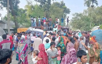কুড়িগ্রামের রৌমারীতে সড়ক দুর্ঘটনায় একই পরিবারের ৩ জনসহ নিহত-৫