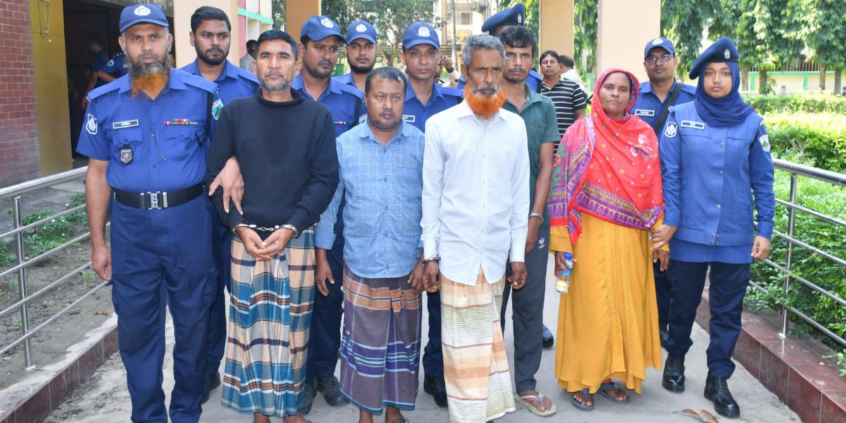 নওগাঁয় বড় বোন হত্যায় ছোট ভাইসহ গ্রেপ্তার ৫