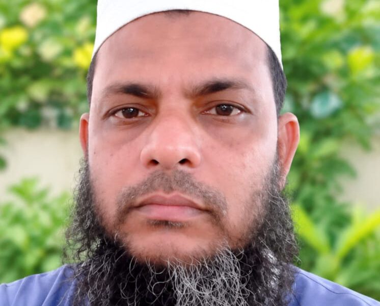 ঈশ্বরদীতে গাছ কাটতে গিয়ে প্রাণ গেল আলেমের