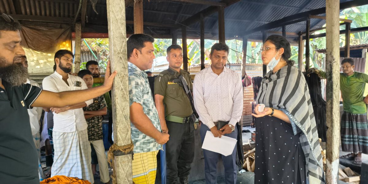 সিরাজগঞ্জের বেলকুচিতে চার কারখানায় আড়াই লাখ টাকা জরিমানা