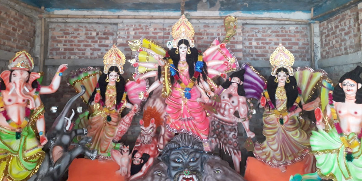ঘোড়াঘাটে মহাষষ্ঠী মধ্যে দুর্গাপূজাশারদীয় দুর্গোৎসব শুরু