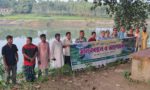 সিরাজগঞ্জে ফুলজোড় নদীর প্রাণ ফেরাতে প্রবাহপথ পুনরুদ্ধারের দাবিতে মানববন্ধন
