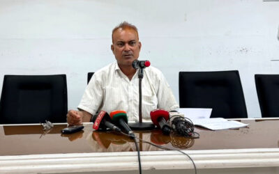 গুমের ভয়ে পালিয়ে বেড়াতে হচ্ছে দুর্নীতি ধরিয়ে দেয়ায় চাকুরিচ্যুত শামসুল; বিচারের আশায় ঘুরছেন পথে পথে
