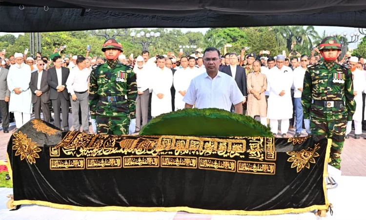 সাবেক এমপি আব্দুল হাইয়ের জানাজায় অংশগ্রহণ করেন প্রধানমন্ত্রী
