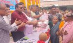 জয়পুরহাটে ১ হাজার ৮শ পরিবারের মাঝে ছাত্র নেতার পূজা সামগ্রী বিতরণ
